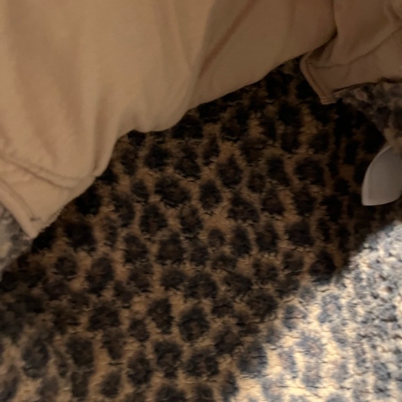 Abercrombie & Fitch Animal Print  Half Zip Sherpa SMALL - Picture 7 of 8